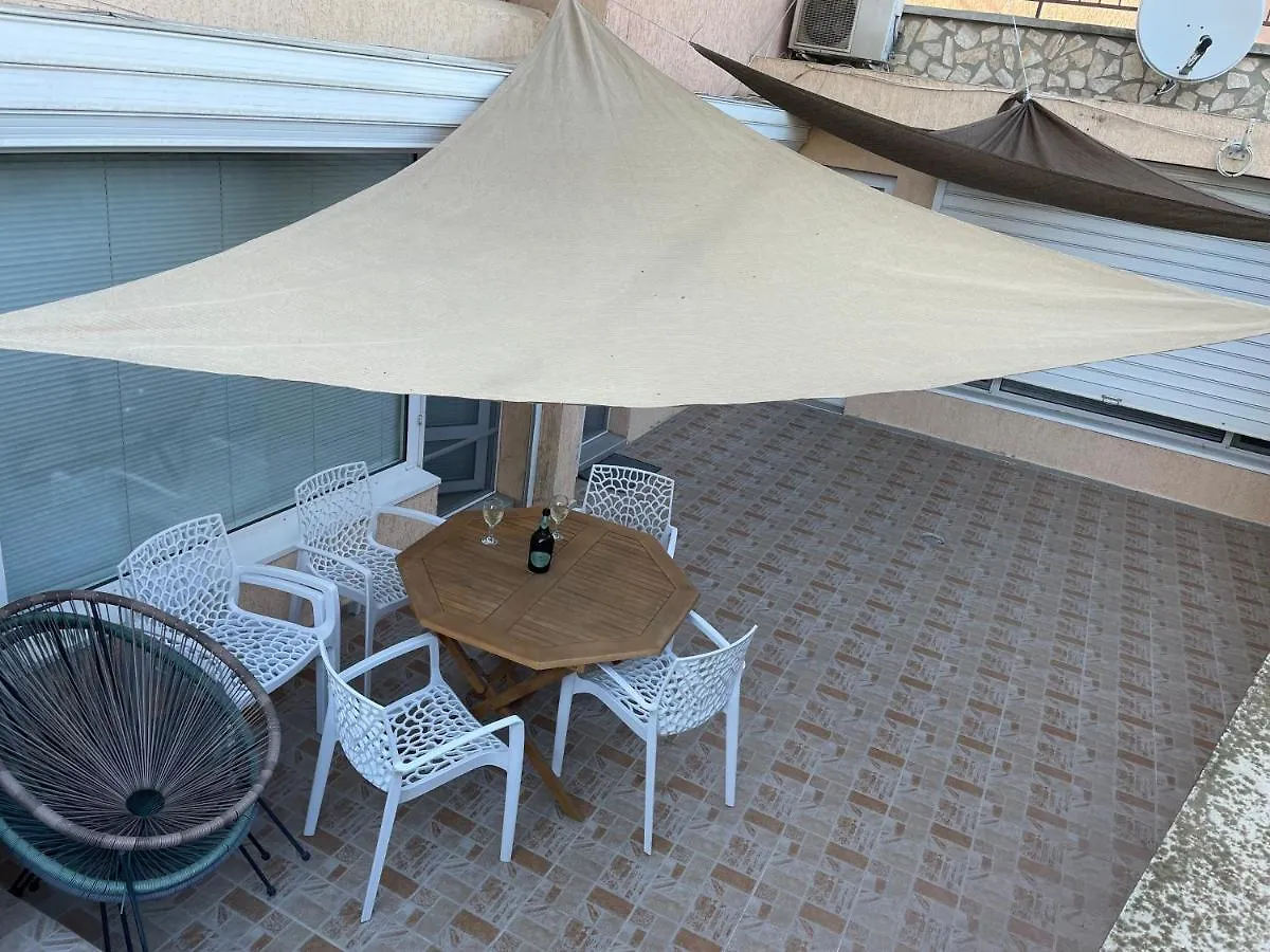 Cosy Breeze Apartment Varna
